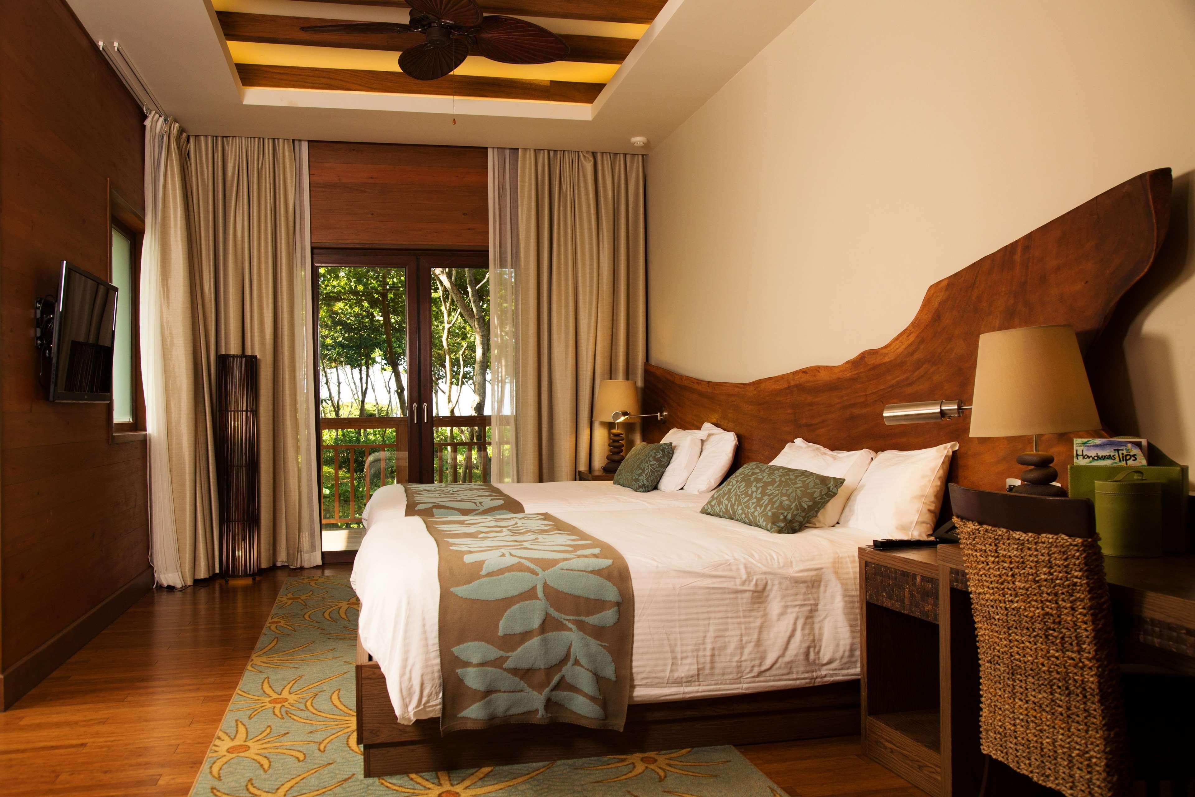 Indura Beach & Golf Resort Curio Collection By Hilton Tela Eksteriør bilde