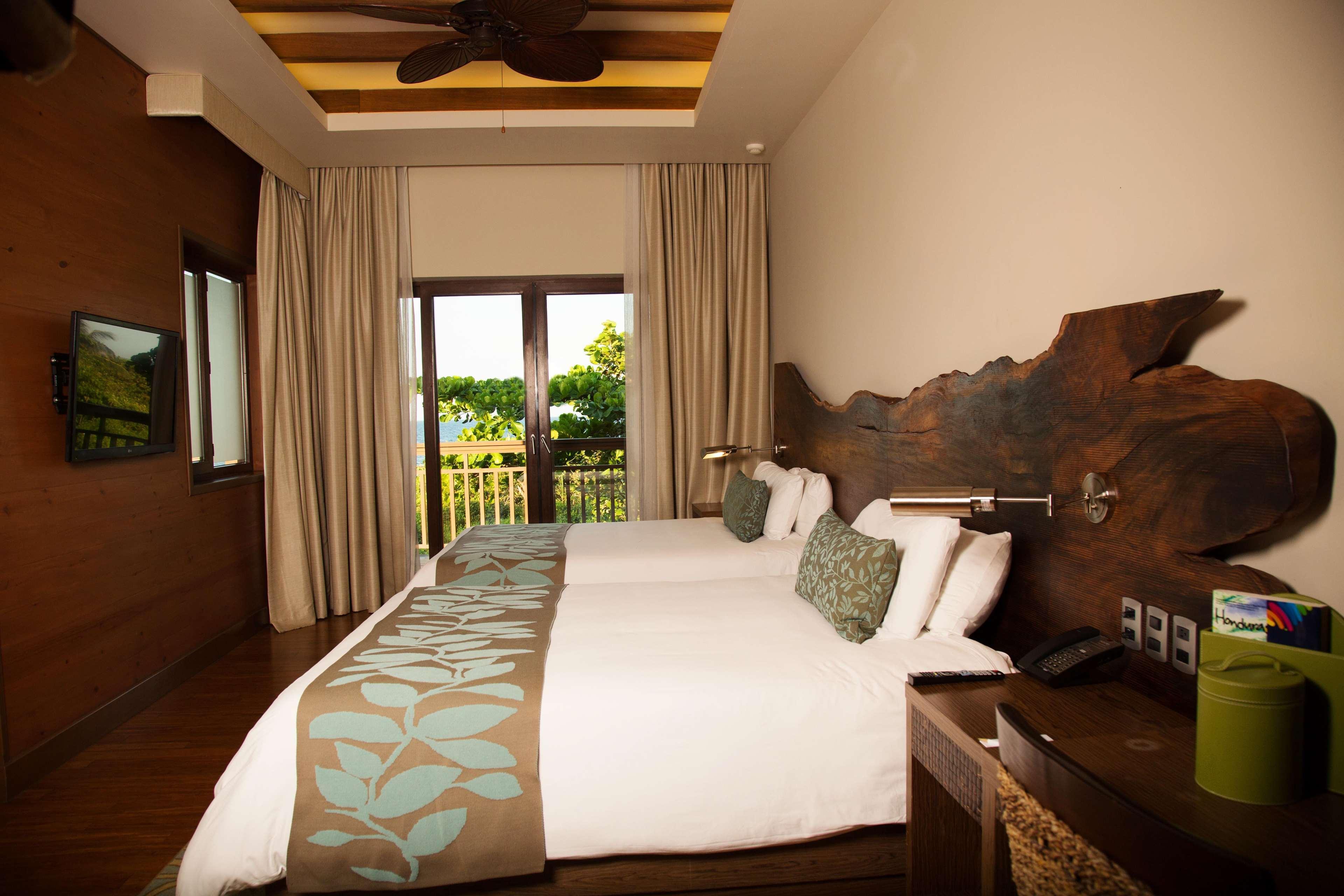 Indura Beach & Golf Resort Curio Collection By Hilton Tela Eksteriør bilde