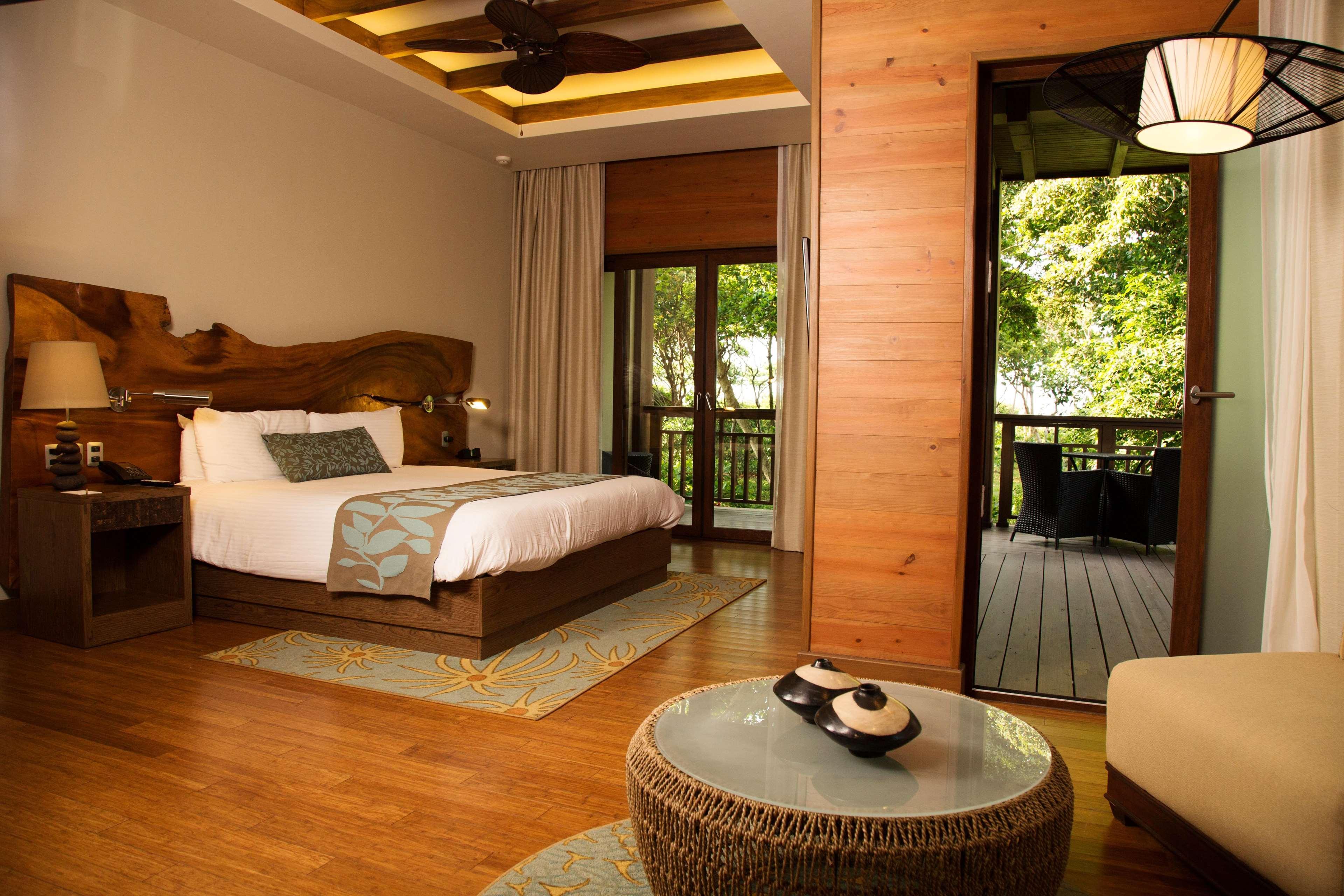 Indura Beach & Golf Resort Curio Collection By Hilton Tela Eksteriør bilde